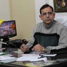 Dr. RajeevTyagi