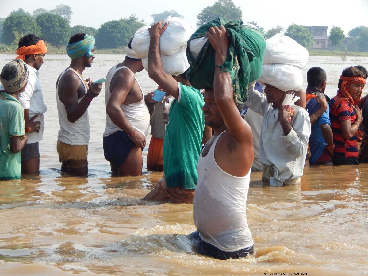बिहार यूपी में बाढ़ का कहरबिहार और उत्तर प्रदेश में बाढ़ की स्थिति और भी गंभीर होते जा रही है. दोनों