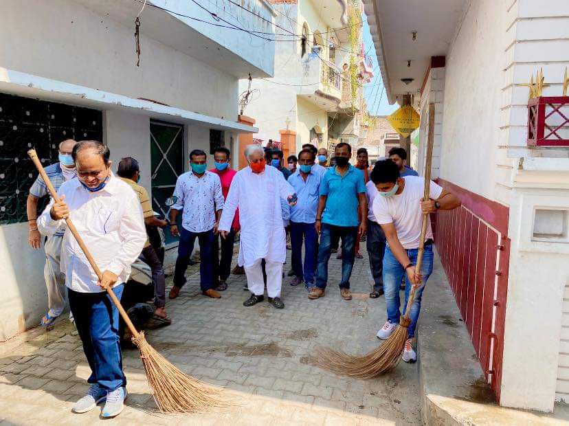 कैंट विधानसभा, लखनऊ में गांधी जयंती पर चलाया गया स्वच्छता अभियान-राष्ट्रपिता महात्मा गांधी स्वच्छता 