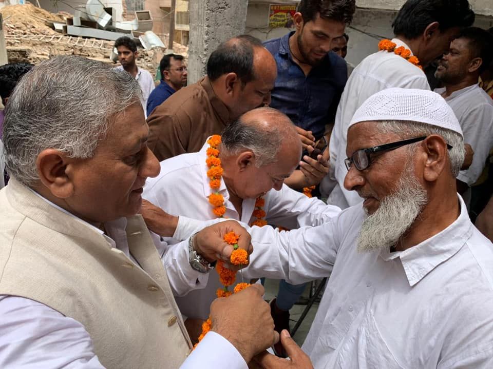 जनरल विजय कुमार सिंह एक जाने माने भारतीय राजनीतिज्ञ हैं और भारतीय सेना से सेवानिवृत्त सेना प्रमुख रह