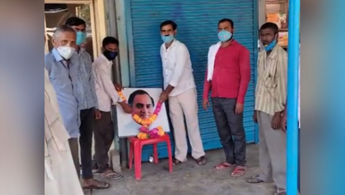 कानपुर देहात में फलदार पौधे रोपकर मनाई गई पूर्व प्रधानमंत्री स्व राजीव गाँधी पुण्यतिथि-शुक्रवार को द