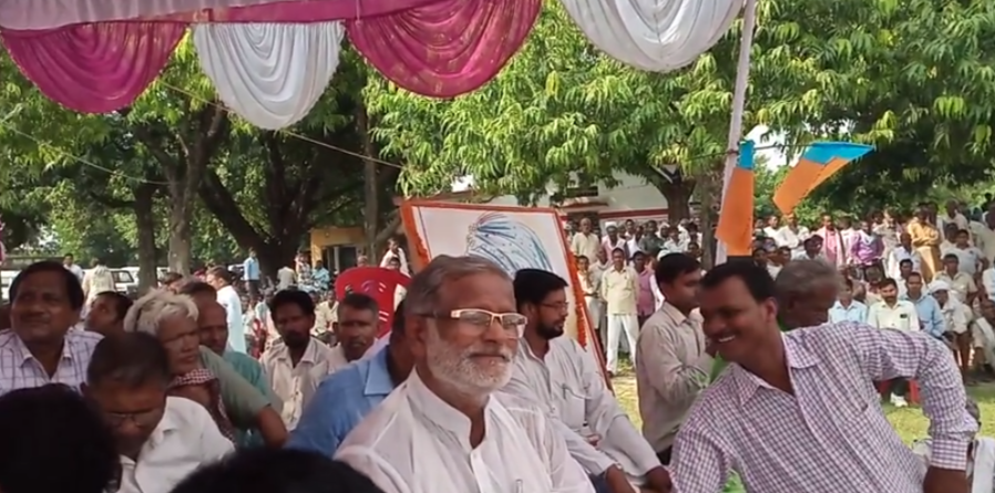 नाम – शिवशंकर चौहान पद - पूर्व विधायक, बांसडीह विधानसभा, बरेली (उत्तर प्रदेश)नवप्रवर्तक कोड - 711874