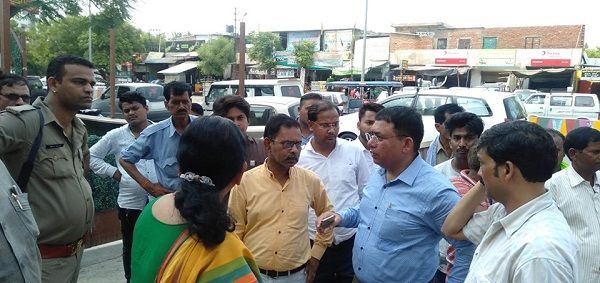 नाम - प्रमोद जायसवालपद - पार्षद (भाजपा), वार्ड - 92