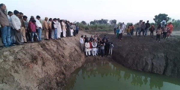 मुज्जफरनगर और मेरठ में मृत हो चुकी काली को संजीवनी देने के लिए नदी मित्र रमनकांत के साथ सैंकड़ों हाथ 