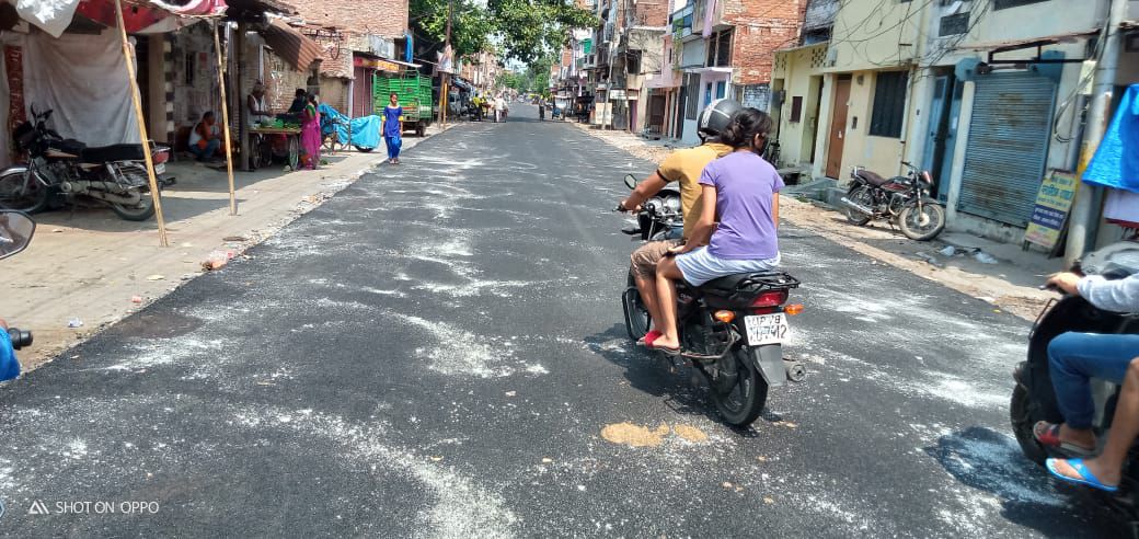 कानपुर में विगत लगभग सात सालों से जीर्ण शीर्ण अवस्था में पड़ी डीबीएस रोड को नवजीवन मिल गया है और एक क