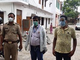 अयोध्या के स्वामी विवेकानंद वार्ड में स्थानीय नागरिकों की हुयी कोरोना टेस्टिंग