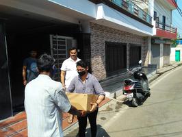 लखनऊ में जरुरतमंदों को रोजाना वितरित की जा रही है राहत सामग्री