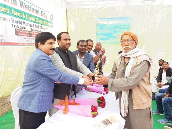 नाम : रवि सोनकर
पद : विधायक (भाजपा) महादेवा
विधानसभा, बस्ती (उ.प्र)
नवप्रवर्तक कोड : 7118481