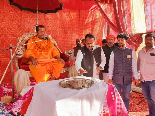 नाम : रवि सोनकर
पद : विधायक (भाजपा) महादेवा
विधानसभा, बस्ती (उ.प्र)
नवप्रवर्तक कोड : 7118481