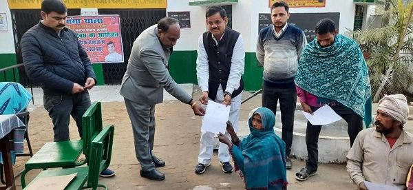 नाम : अशोक कुमार राणा

पद : विधायक (भाजपा) धामपुर विधानसभा, बिजनौर (उ.प्र)

नवप्