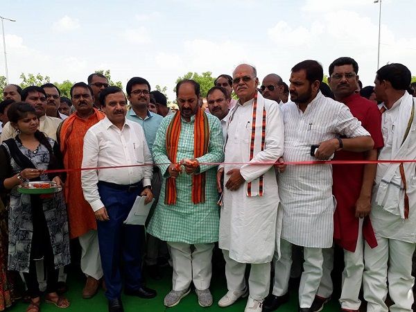 नाम : चंद्रिका
प्रसाद उपाध्याय
पद : विधायक (भाजपा)
चित्रकूट विधानसभा (उ.प्र)
नवप्रवर्तक