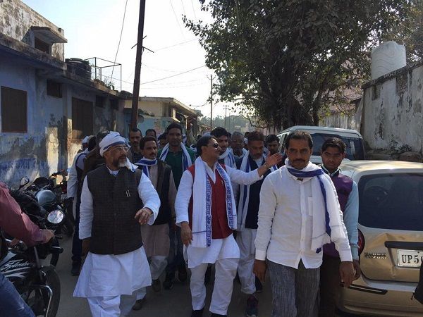 पेशे से कारोबारी व बसपा
विधायक शाह आलम उर्फ़ गुड्डू जमाली एक जाने-माने राजनीतिज्ञ हैं. वर्तमान में वह