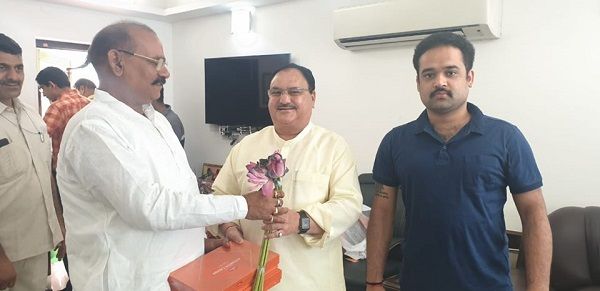 नाम : विजय मिश्रा
पद : विधायक (भाजपा) ज्ञानपुर
विधानसभा, भदोही (उ.प्र)
नवप्रवर्तक कोड : 711848