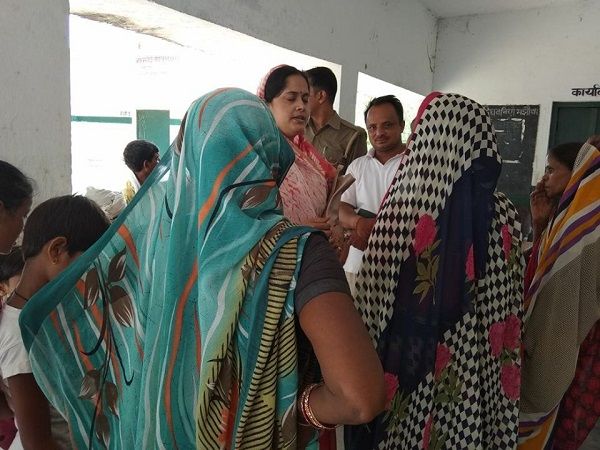 समाजवादी पार्टी के एक
अनुभवी व प्रभावशाली राजनेता माने जाने वाले श्री सर्वेश कुमार सिंह 'सीपू' की पत