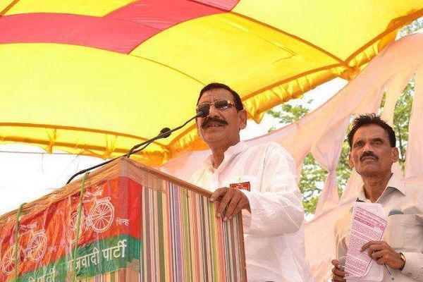 नाम : ओमकार सिंहपद : विधायक, सहसवान विधानसभा क्षेत्र, बदायूं (उत्तर
प्रदेश)नवप्रवर्तक कोड : 7