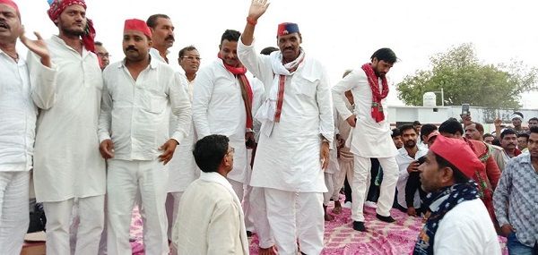 नाम : दुर्गा प्रसाद यादवपद : विधायक, आजमगढ़ विधानसभा क्षेत्र (उत्तर प्रदेश)</