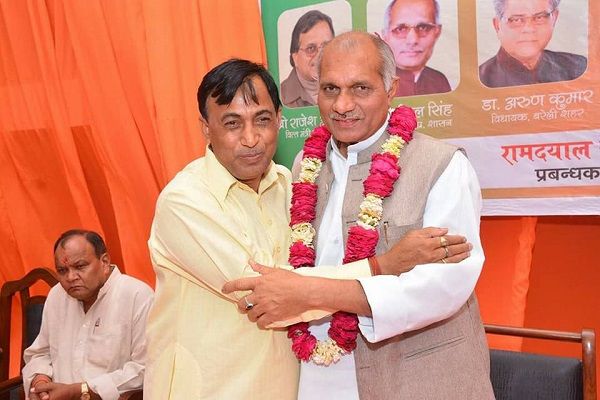 नाम : धर्मपाल
सिंह
पद : विधायक (भाजपा)
आंवला विधानसभा, बरेली (उ.प्र)
नवप्