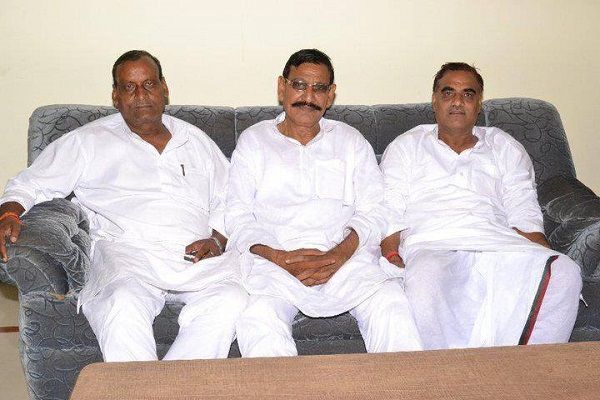 नाम : ओमकार सिंहपद : विधायक, सहसवान विधानसभा क्षेत्र, बदायूं (उत्तर
प्रदेश)नवप्रवर्तक कोड : 7