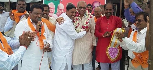 नाम : धर्मपाल
सिंह
पद : विधायक (भाजपा)
आंवला विधानसभा, बरेली (उ.प्र)
नवप्