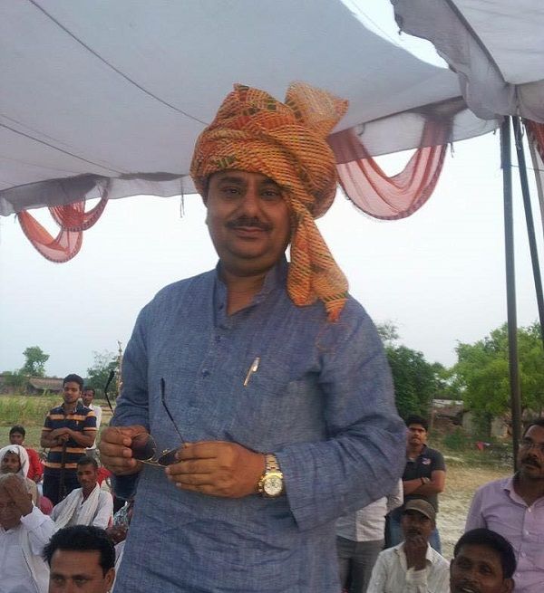 पेशे से कारोबारी व बसपा
विधायक शाह आलम उर्फ़ गुड्डू जमाली एक जाने-माने राजनीतिज्ञ हैं. वर्तमान में वह