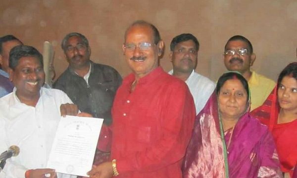 नाम : विजय मिश्रा
पद : विधायक (भाजपा) ज्ञानपुर
विधानसभा, भदोही (उ.प्र)
नवप्रवर्तक कोड : 711848