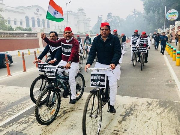 नाम : डॉ. संग्राम यादवपद : विधायक, अतरौलिया विधानसभा क्षेत्र, आजमगढ़ (उत्तर प्