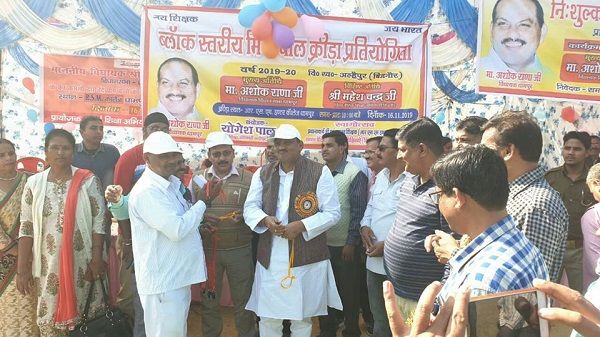 नाम : अशोक कुमार राणा

पद : विधायक (भाजपा) धामपुर विधानसभा, बिजनौर (उ.प्र)

नवप्