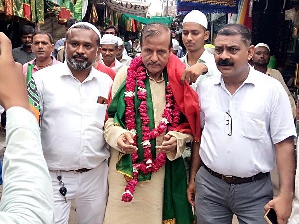 नाम : पुरुषोत्तम खंडेलवालपद : विधायक (भाजपा),
आगरा उत्तर विधानसभा, उत्तर प्रदेश