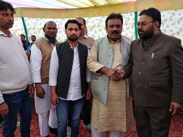 नाम : मनोज कुमार पारस
पद : विधायक (सपा) नगीना विधानसभा, बिजनौर (उ.प्र)
नवप्रवर