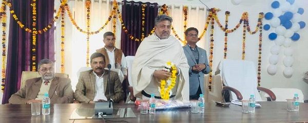 नाम : अनिल कुमार
पद : विधायक (भाजपा) शिकारपुर विधानसभा, बुलंदशहर
(उ.प्र)