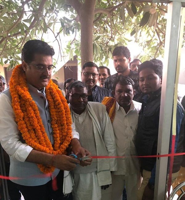 समाजवादी पार्टी के एक
अनुभवी राजनेता के तौर पर श्री राकेश प्रताप सिंह गौरीगंज विधानसभा का
प्रतिनिधित