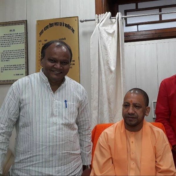 नाम : छत्रपाल
सिंह गंगवार
पद : विधायक (भाजपा)
बहेड़ी विधानसभा, बरेली (उ.प्र)