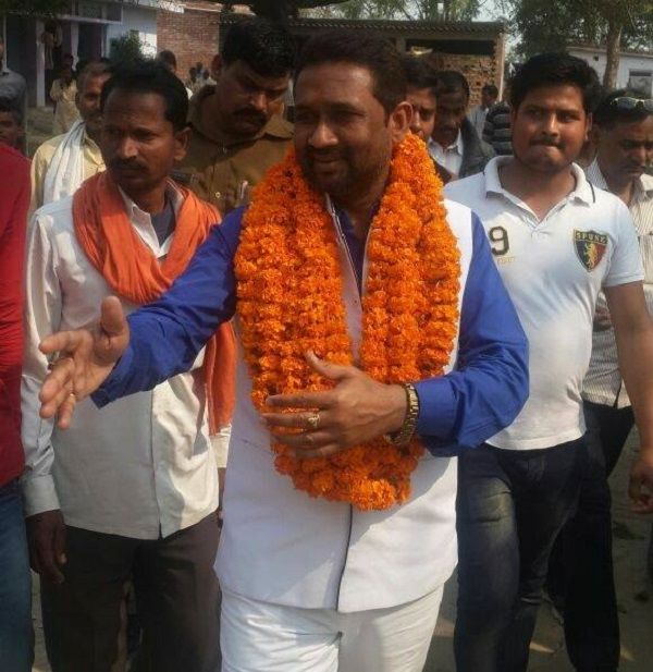 नाम : उमाशंकर सिंह
पद: विधायक (बसपा) रसड़ा
विधानसभा, बलिया (उ.प्र)
नवप्रवर्तक कोड : 71184649