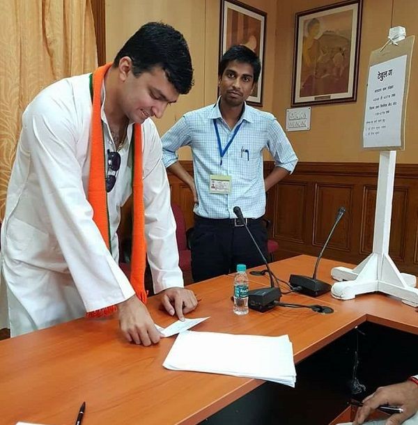 नाम : हर्षवर्धन बाजपेयी 

पद : विधायक (भाजपा)
प्रयागराज उत्तरी (उ.प्र)

न