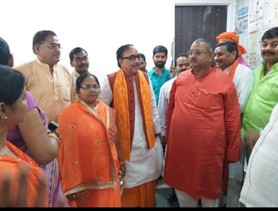 नाम : श्रीमती
माधुरी वर्मा
पद : विधायक
(भाजपा), नानपारा, बहराइच, उत्तर प्रदेश</