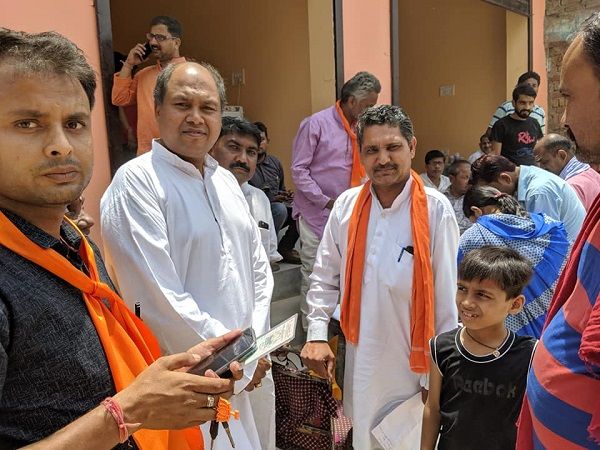 नाम : अभिनव जैन
पद : भाजपा पार्षद, नगर निगम गाजियाबाद, वार्ड – 99