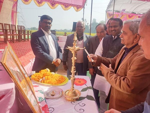 नाम : रवि सोनकर
पद : विधायक (भाजपा) महादेवा
विधानसभा, बस्ती (उ.प्र)
नवप्रवर्तक कोड : 7118481