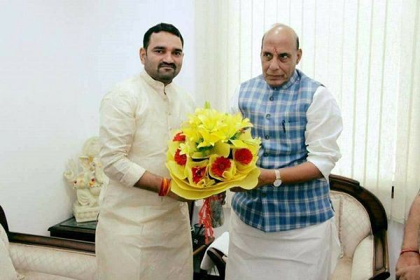 नाम : योगेश धामा पद : विधायक, बागपत विधानसभा, जिला-बागपत (उत्तर प्रदेश)नवप्रवर्त