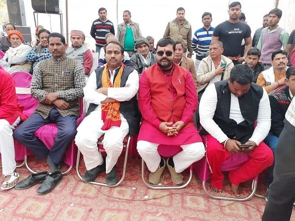 नाम : रवि सोनकर
पद : विधायक (भाजपा) महादेवा
विधानसभा, बस्ती (उ.प्र)
नवप्रवर्तक कोड : 7118481