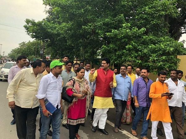 समाजवादी पार्टी के एक
अनुभवी राजनेता के तौर पर श्री राकेश प्रताप सिंह गौरीगंज विधानसभा का
प्रतिनिधित