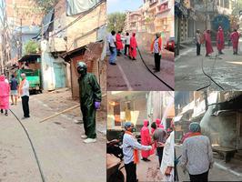 कानपुर के दनाखोरी वार्ड के रेड जोन एरिया में सेनेटाइजेशन कार्य जारी