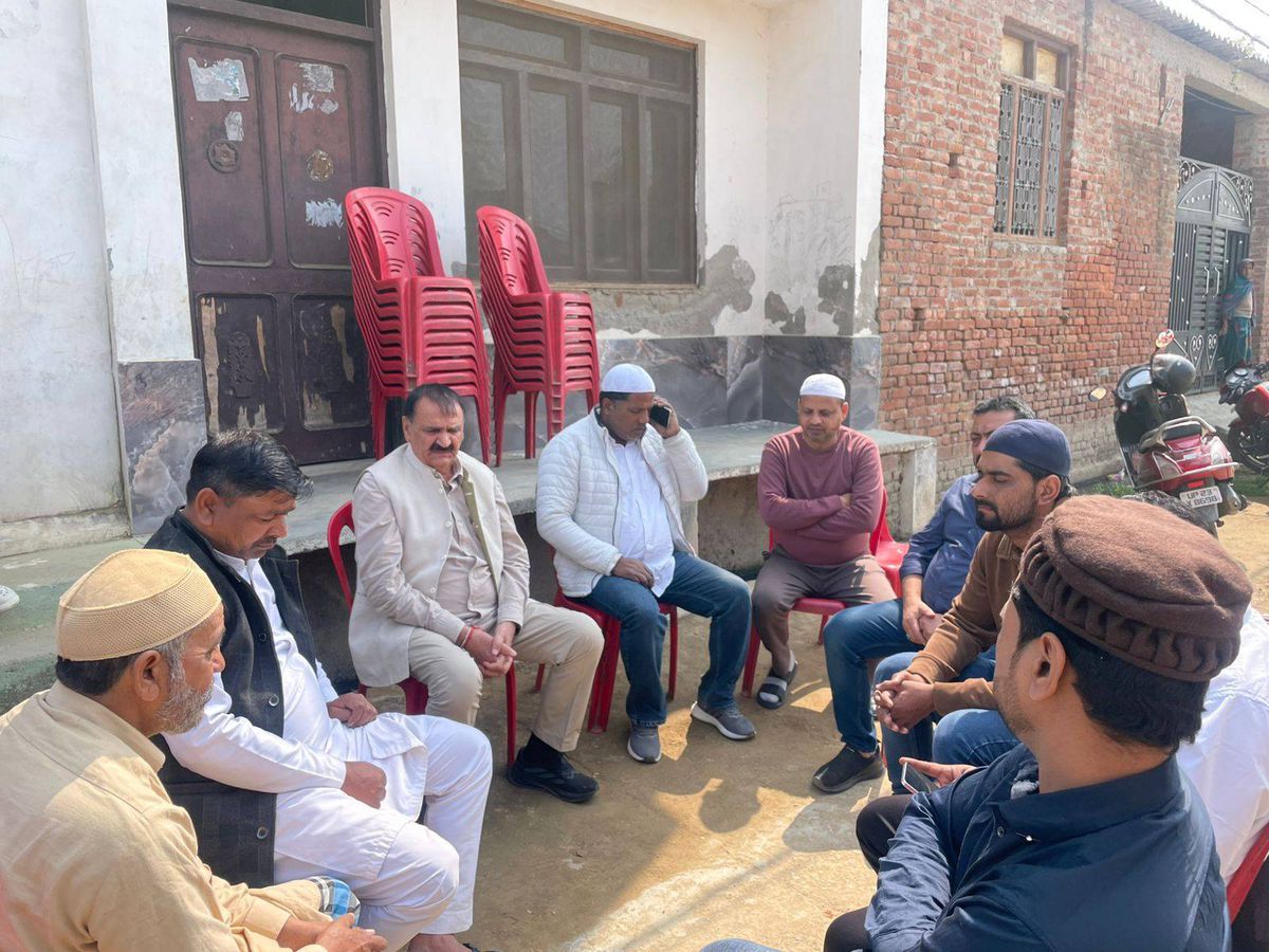 नाम- समरपाल सिंहपद- विधायक (सपा), नौगावां<