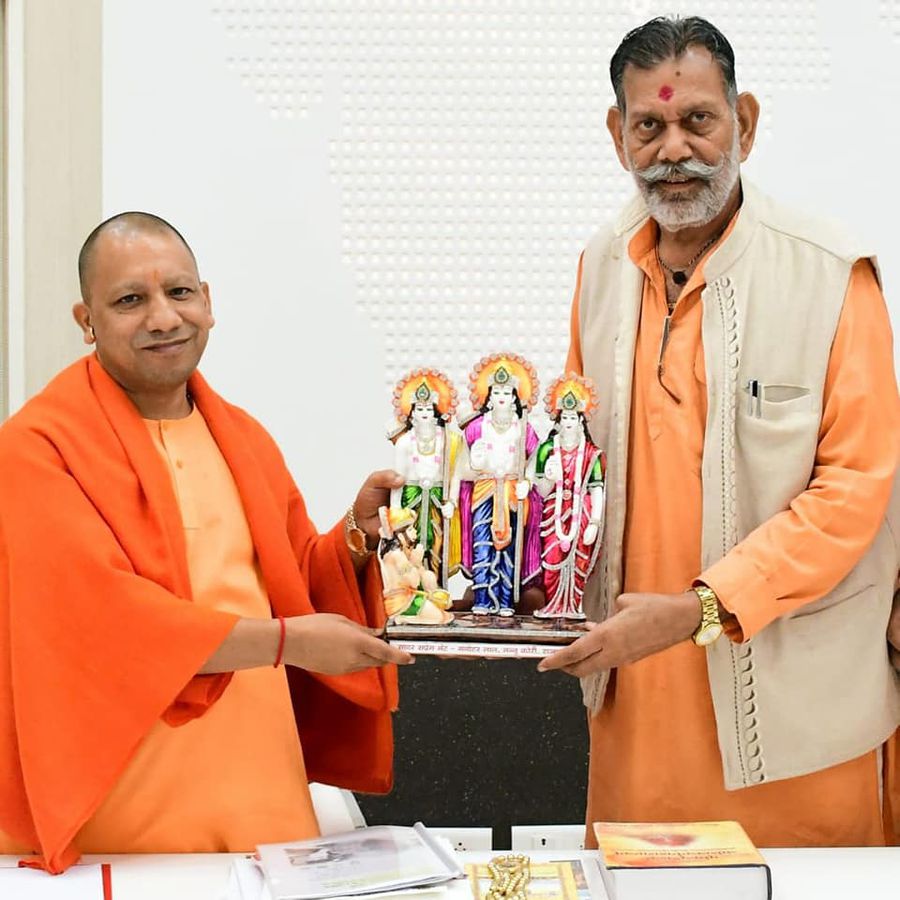 नाम- मनोहर लाल पंथपद-
विधायक(बीजेपी), महरौनी