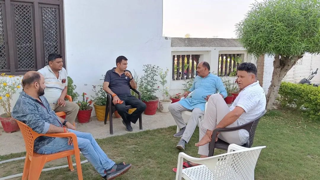 नाम- प्रदीप कुमार चौधरीपद- विधायक(भाजपा