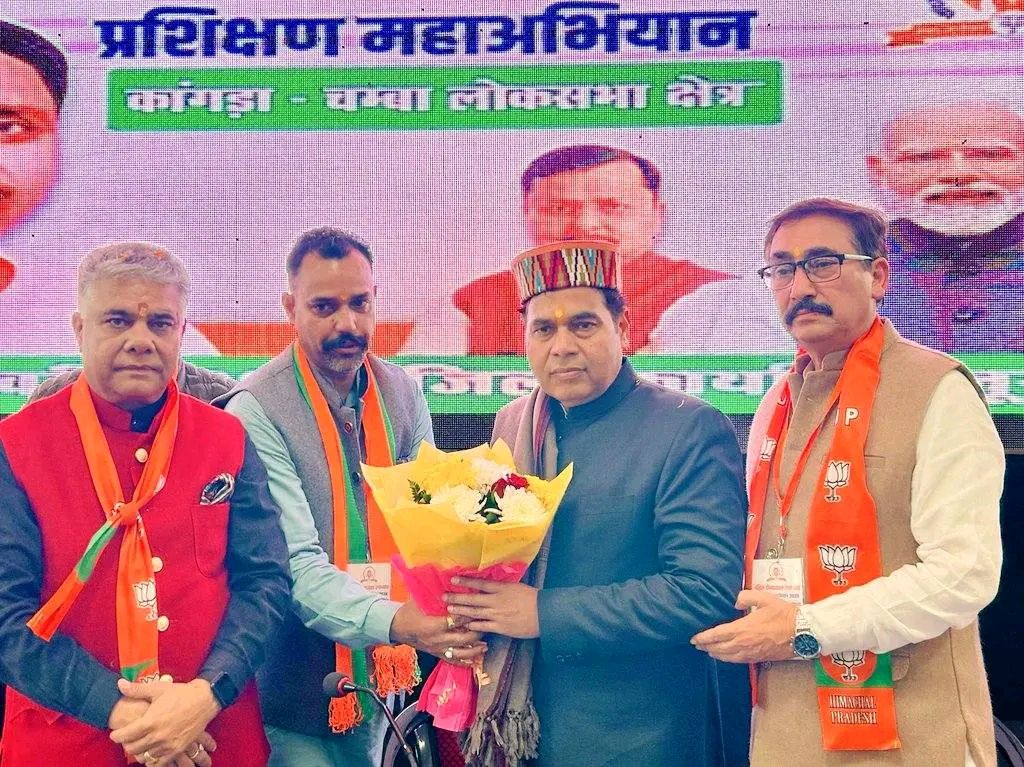 नाम-
श्रीकांत शर्मा 
पद-
विधायक(बीजेपी), म