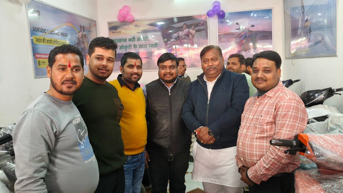 नाम-
विपिन कुमार डेविड
पद-
विधायक(बीजेपी</