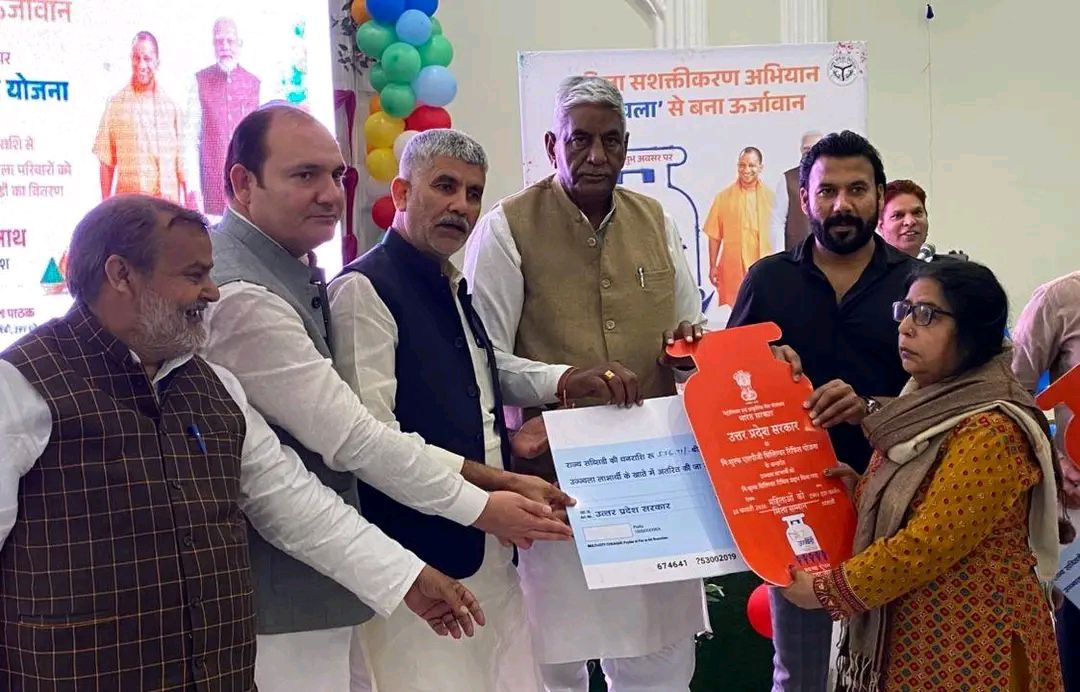 नाम- प्रसन्न चौधरी
पद- विधायक (राष्ट्रीय <