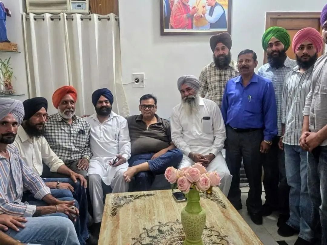 नाम-
दिनेश खटीकपद-
विधायक(भाजपा), ह