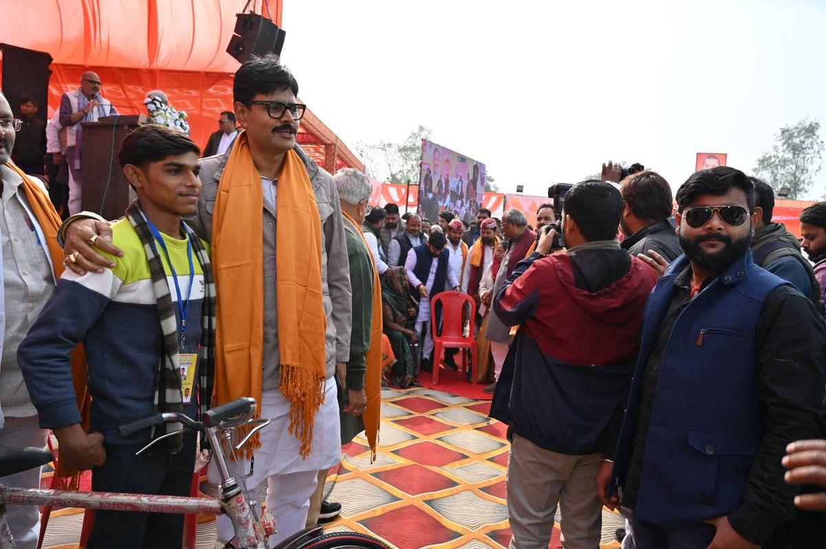 नाम- अभय सिंह
पद- विधायक (समाजवादी पार्टी),
गोसाईगंज,
फैज़ाबाद
नवप्रर्वतक कोड- 71187790 