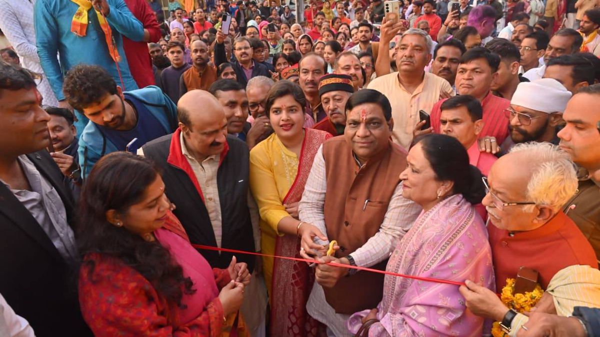 नाम- संजीव अग्रवाल 
पद- विधायक(भाजपा),